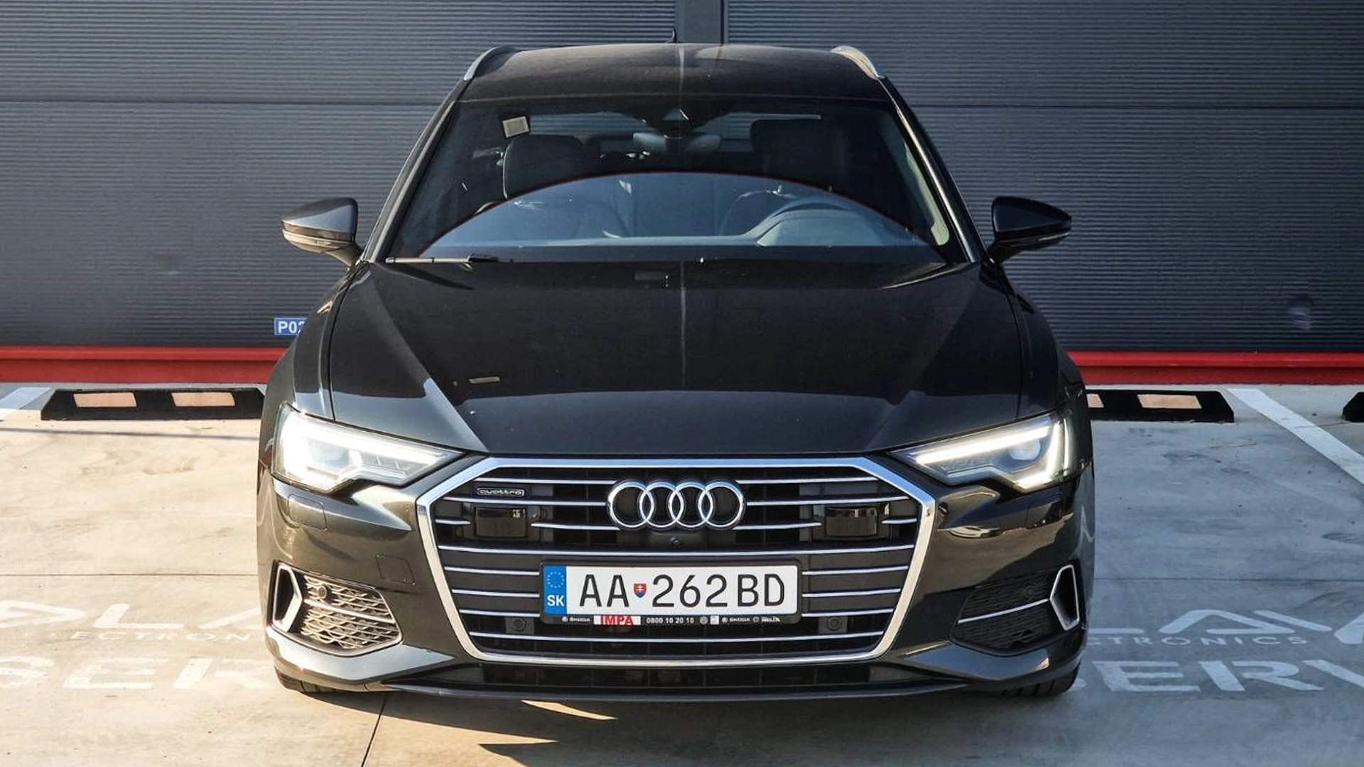 Audi A6 Avant 40 2.0 TDI mHEV Design quattro S tronic, Vozidla so zarukou, Predaj vozidiel, Celny pohlad