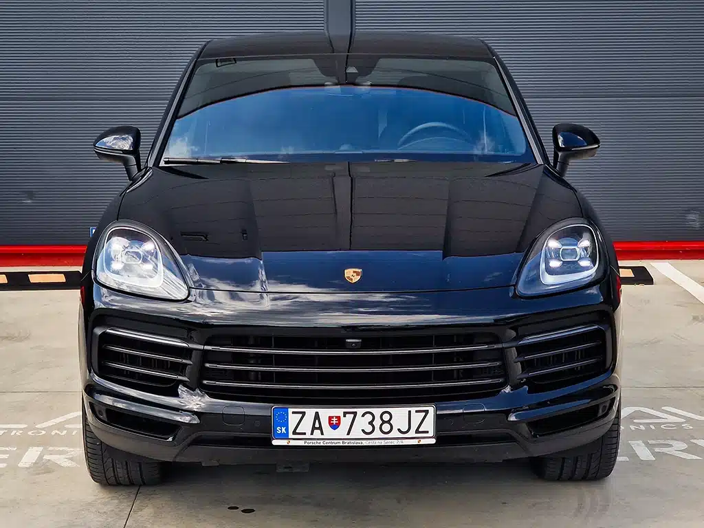Porsche Cayenne Platinum, ponuka vozidiel, vozidla so zarukou, auto na predaj, celny pohlad auta, Porsche, vozidla na predaj