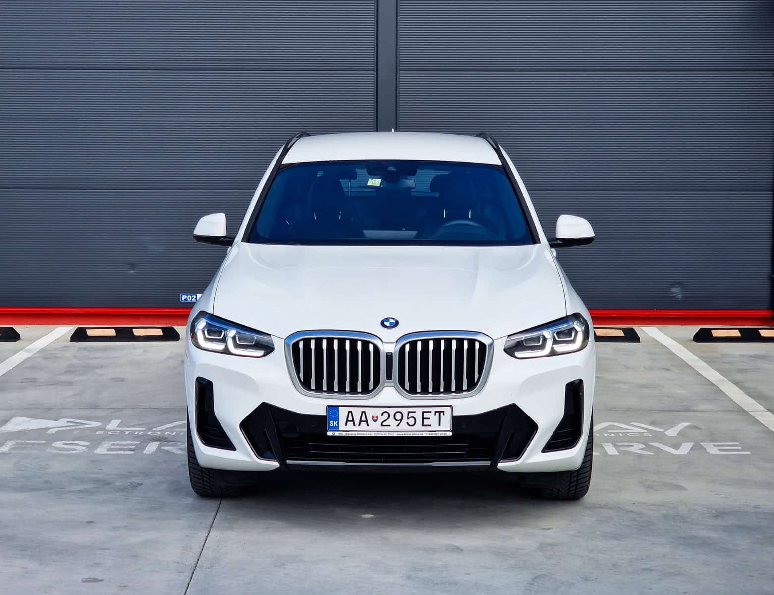 BMW X3, hybrid, Vozidla so zarukou, Predaj vozidiel, Celny pohlad 1