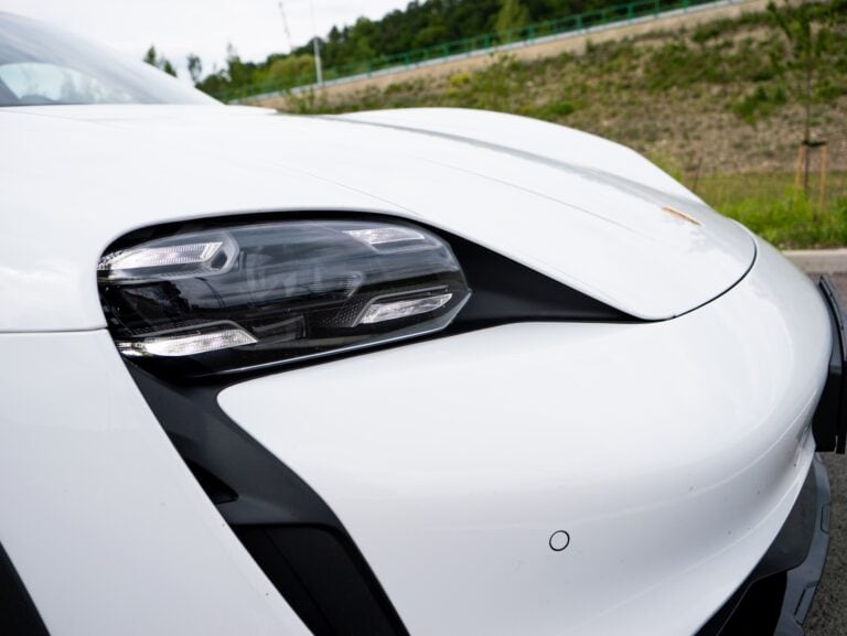 Porsche taycan headlight