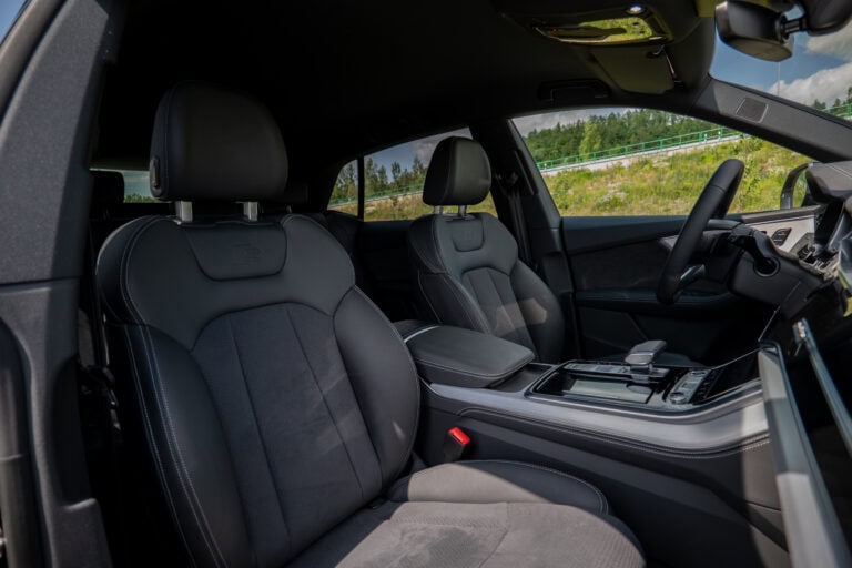 Audi 8Q sedačky